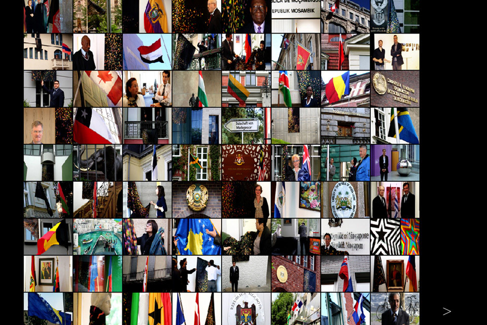 Bootschaft Life Flag Sabine Kakunko Christian Bennat Fotowand Design Flash Programmierung